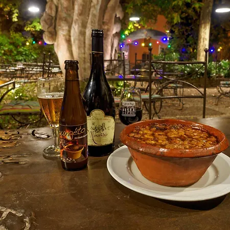 Contact Le Minervois - & Restaurant Au Nord De Carcassonne فندق Caunes-Minervois