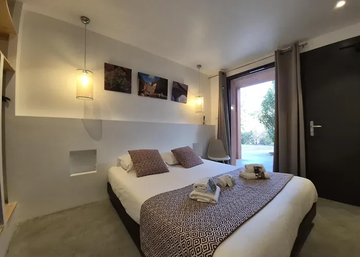 Hotell Contact Le Minervois - & Restaurant Au Nord De Carcassonne