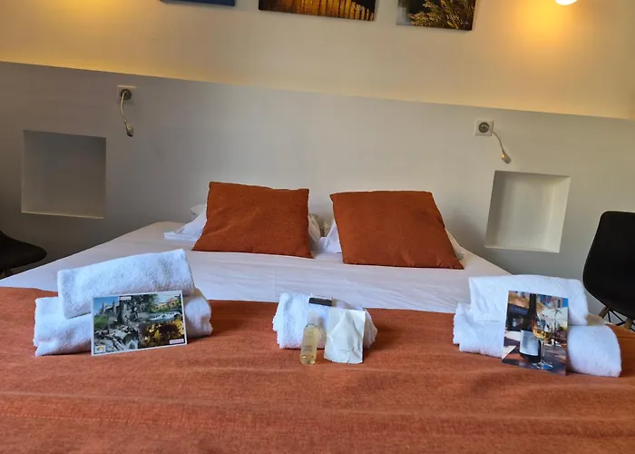 Contact Le Minervois - & Restaurant Au Nord De Carcassonne Hotell 3*