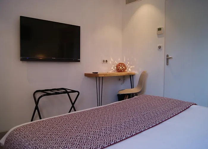 Contact Le Minervois - & Restaurant Au Nord De Carcassonne Hotell 3*